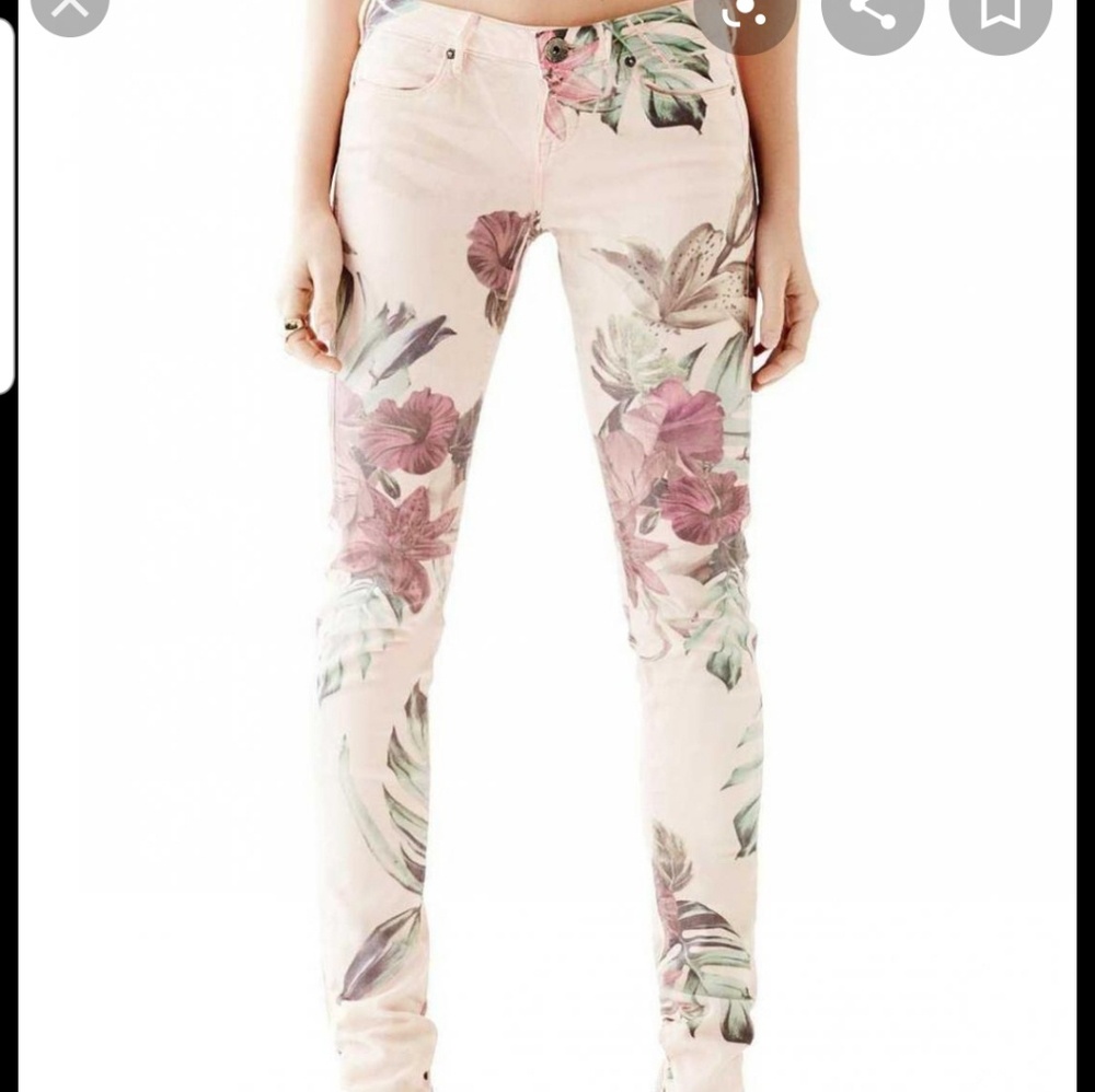 Guess Size 30 Peach Floral Jeggings - Picture 2 of 8